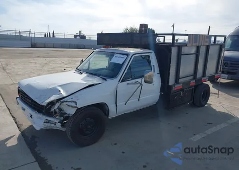 1986 Toyota Pickup Cab Chassis Rn75 Dlx из США, поврежденный, VIN JT5RN75U7G0003447